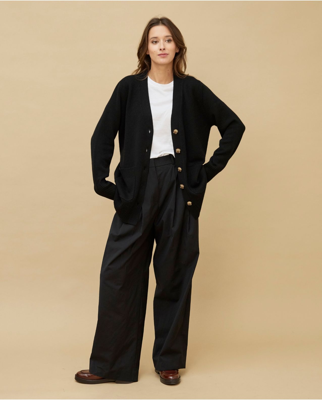 Cardigan V noir 100% cachemire 