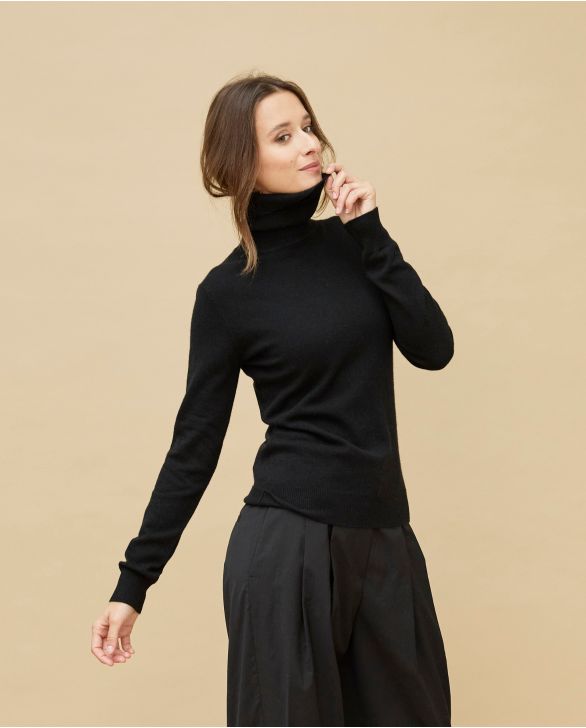 Pull col roulé noir 100% cachemire