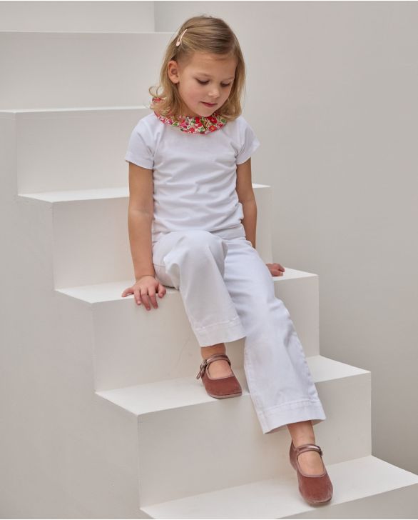 T-shirt blanc col volanté en tissu Liberty Betsy