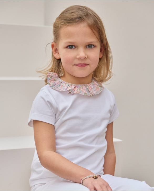T-shirt blanc col volanté en tissu Liberty Michelle