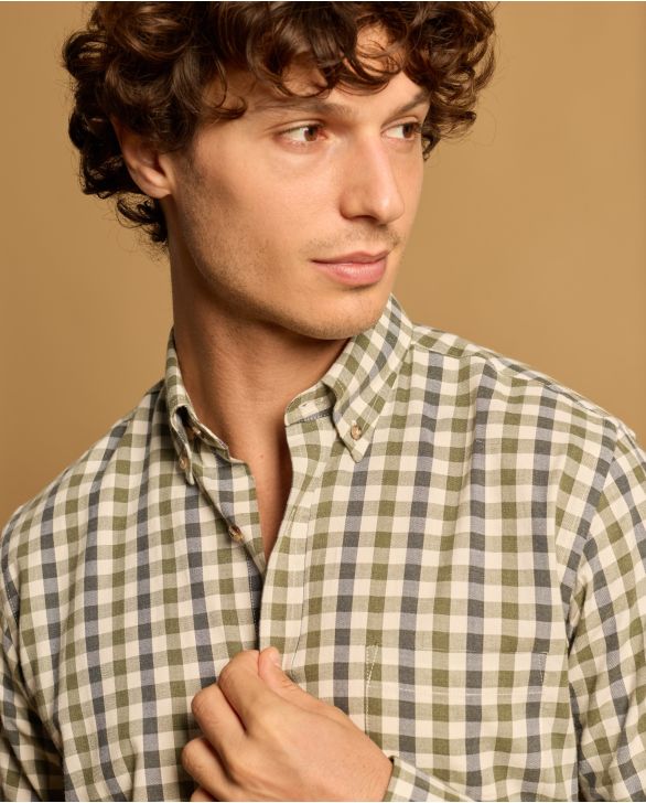 Chemise col boutonné manches longues