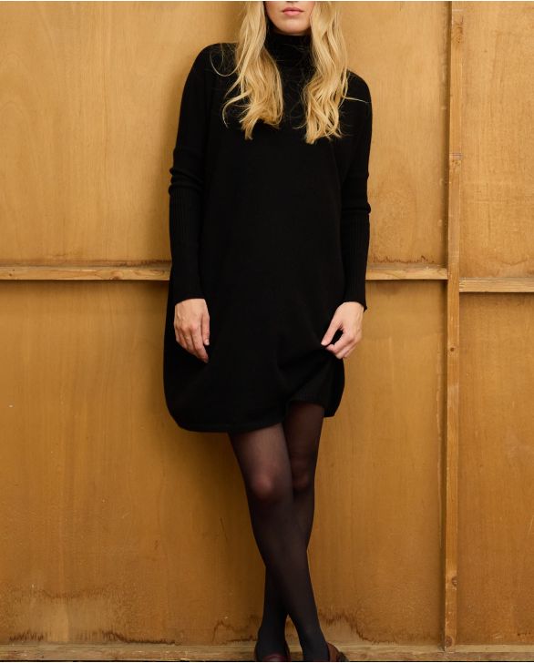 Robe col roulé noir 100% cachemire