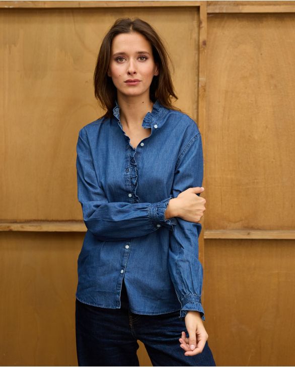 Chemisier col et boutonnière à volants denim