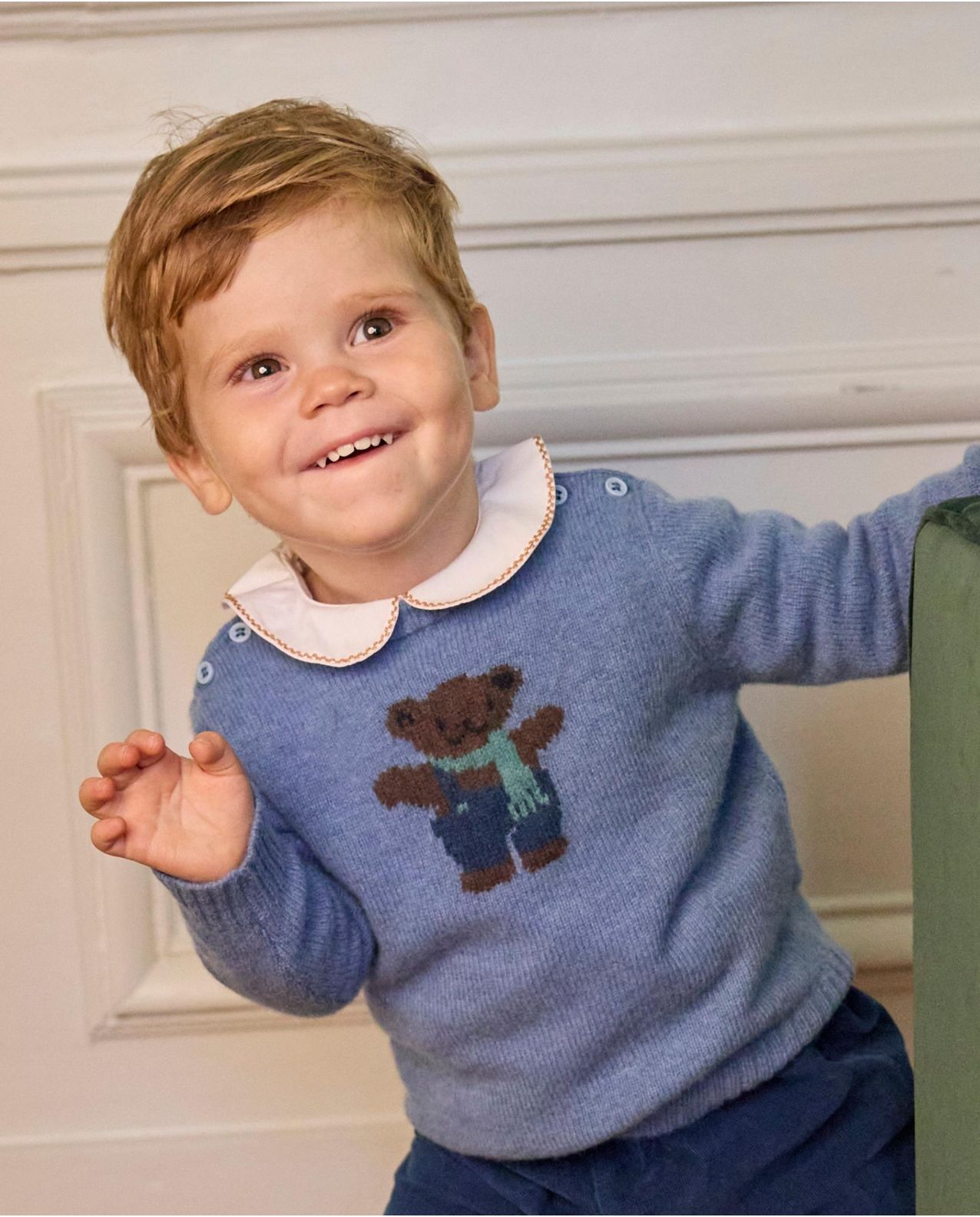 Pull col rond jacquard ourson bleu 100% lambswool