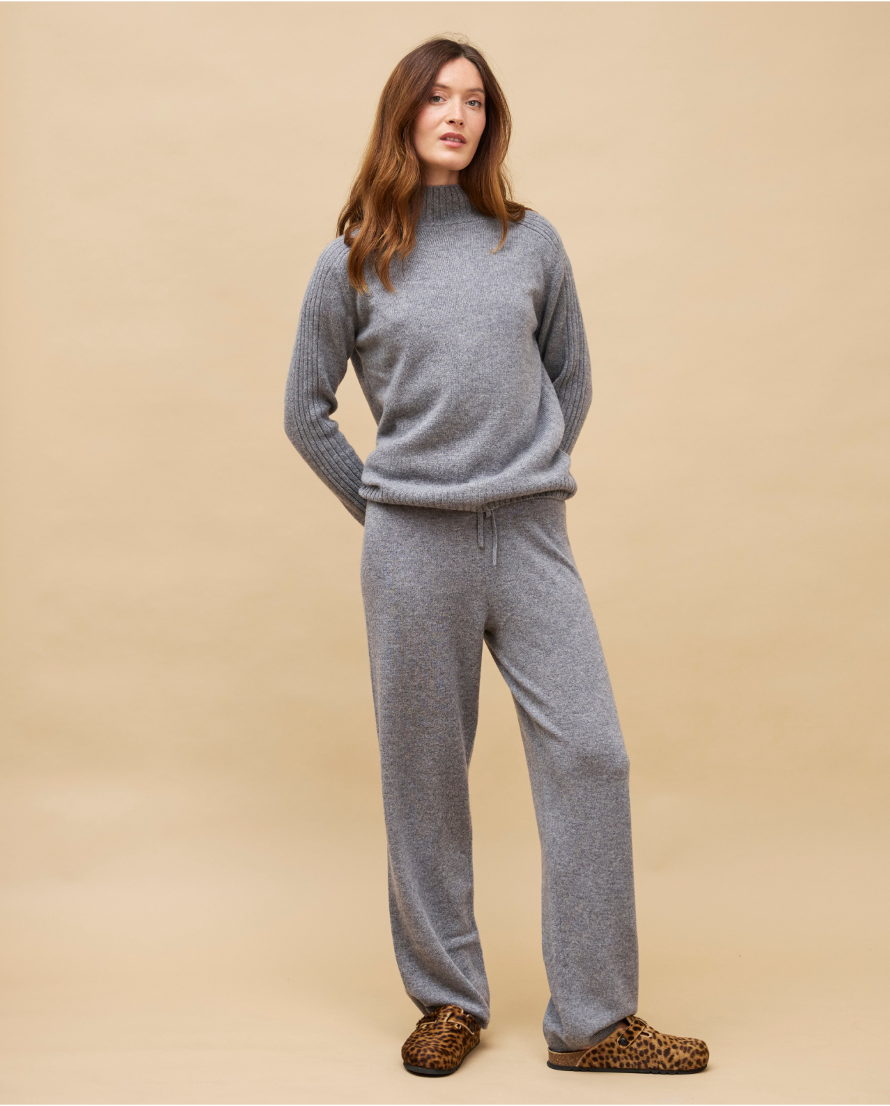 Pantalon gris moyen 100% cachemire