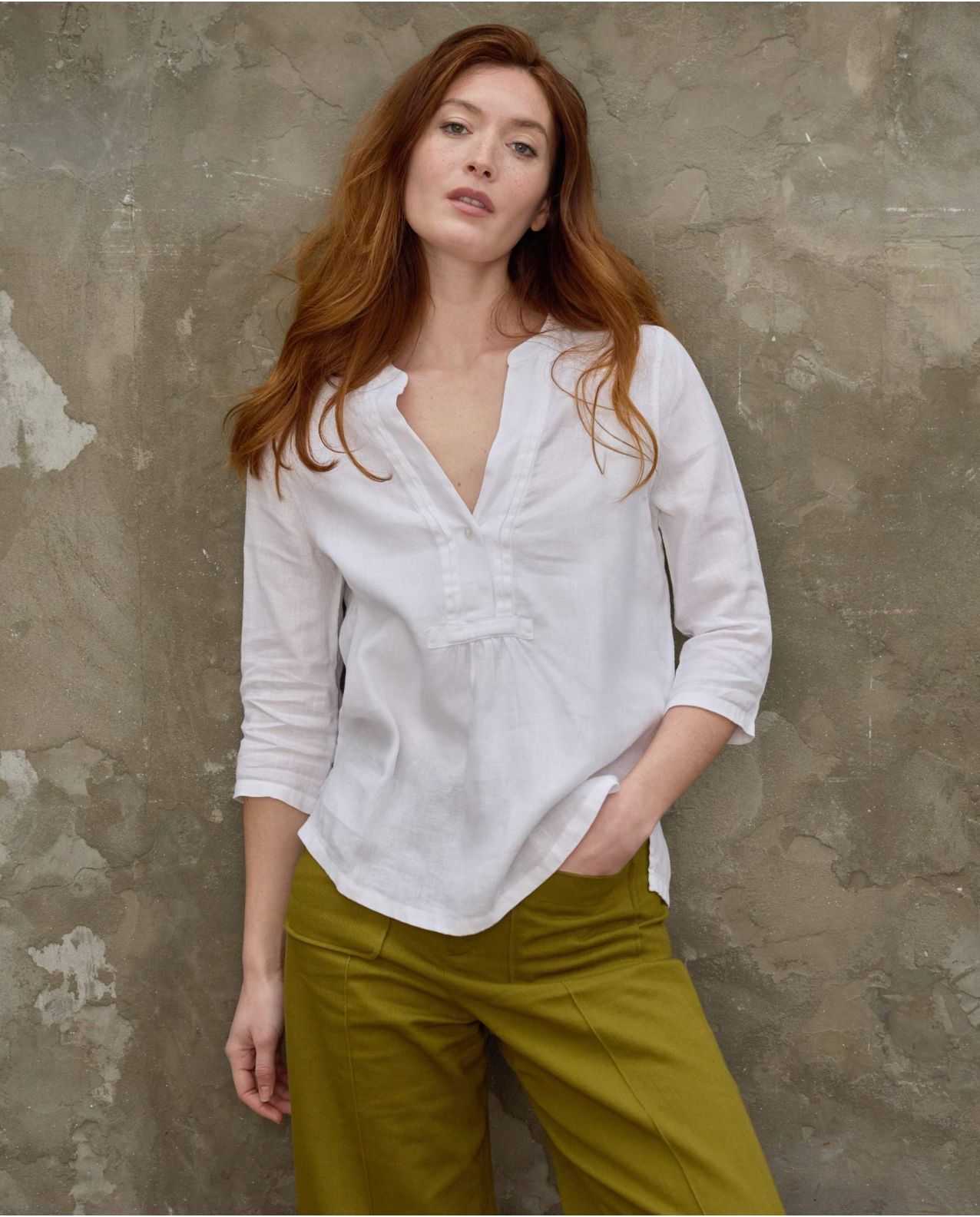 Blouse encolure V croisée lin blanc