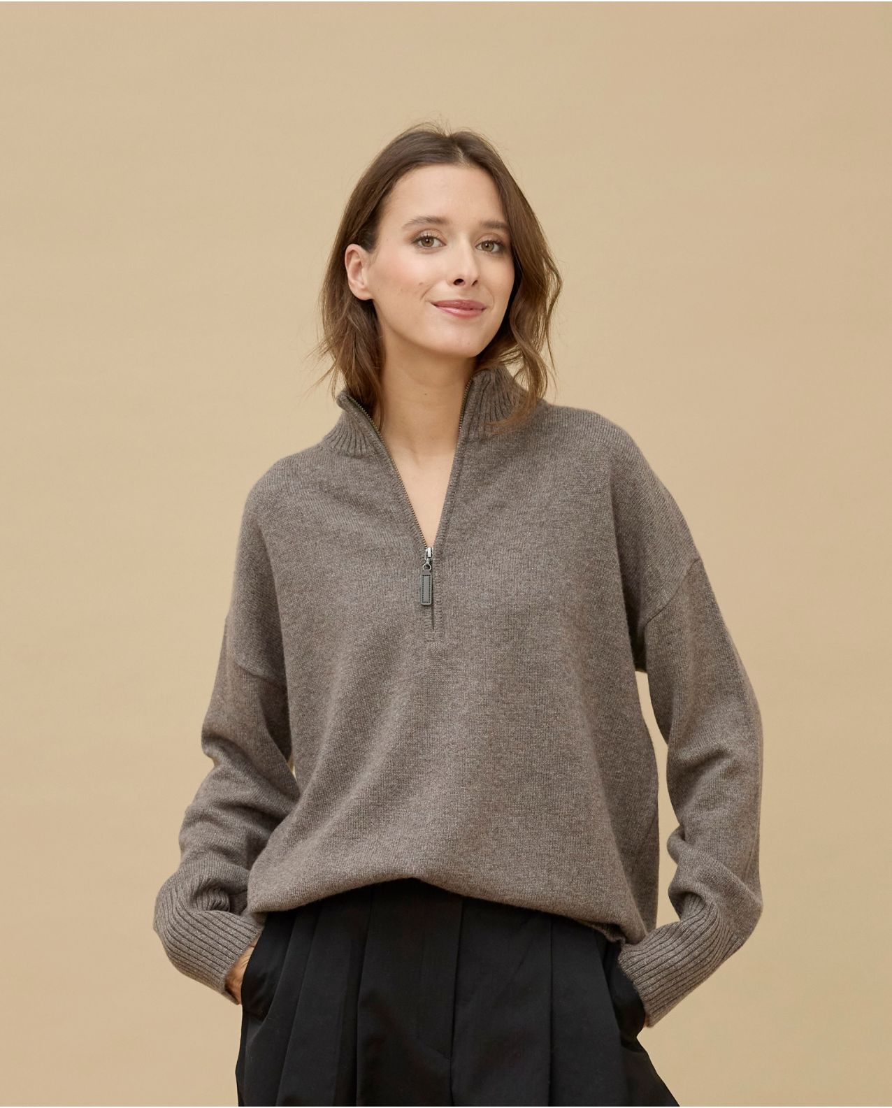 Pull col zippé loose taupe 100% cachemire