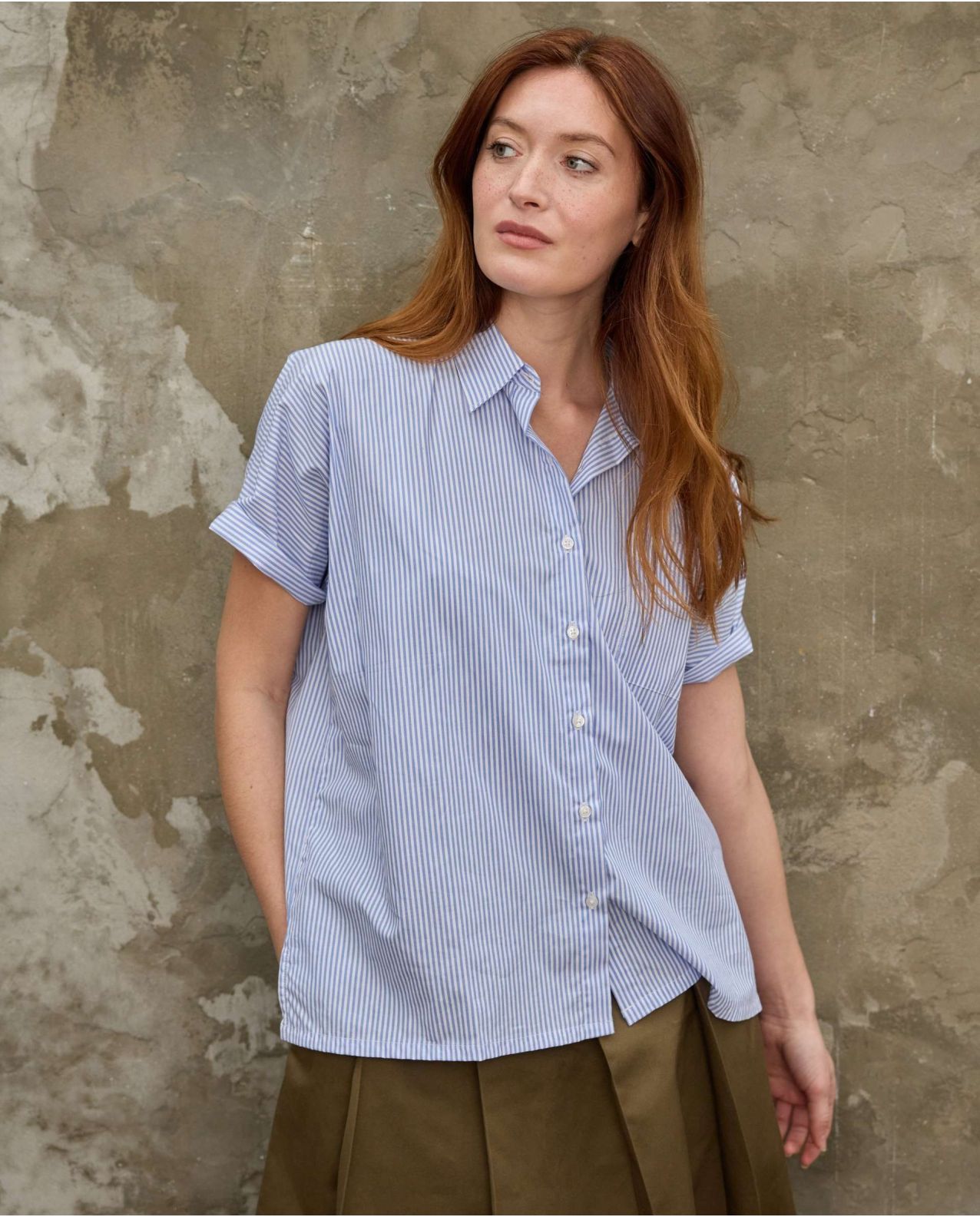 Chemisier manches courtes oversize rayure ciel. 