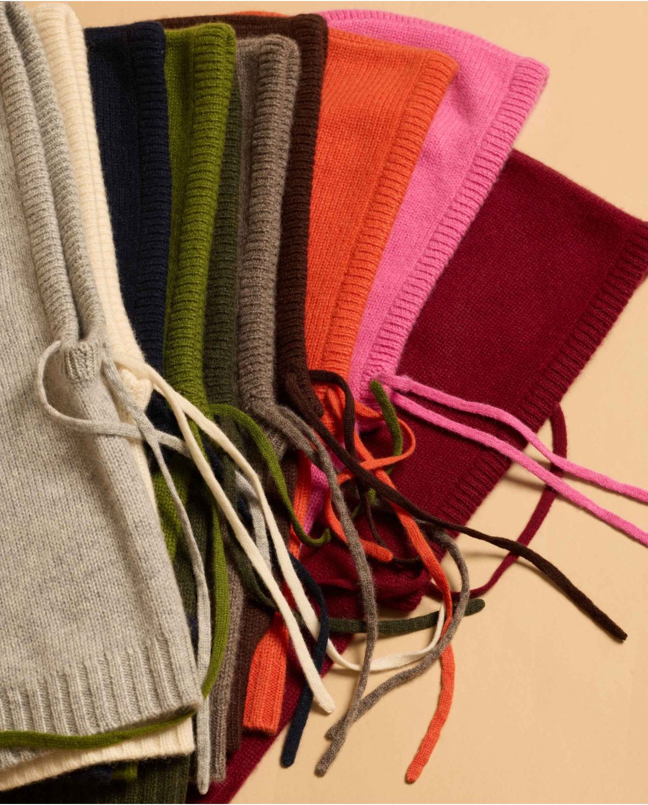 factice femme cagoules