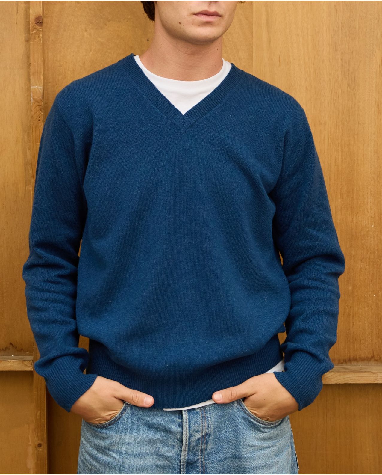 Pull col V marine clair 100% lambswool