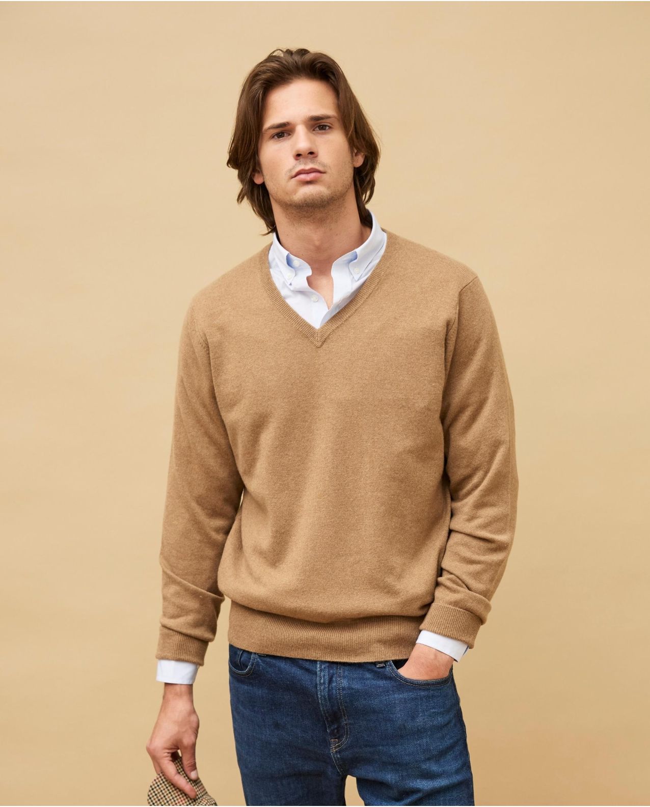 Pull col V camel 100% cachemire