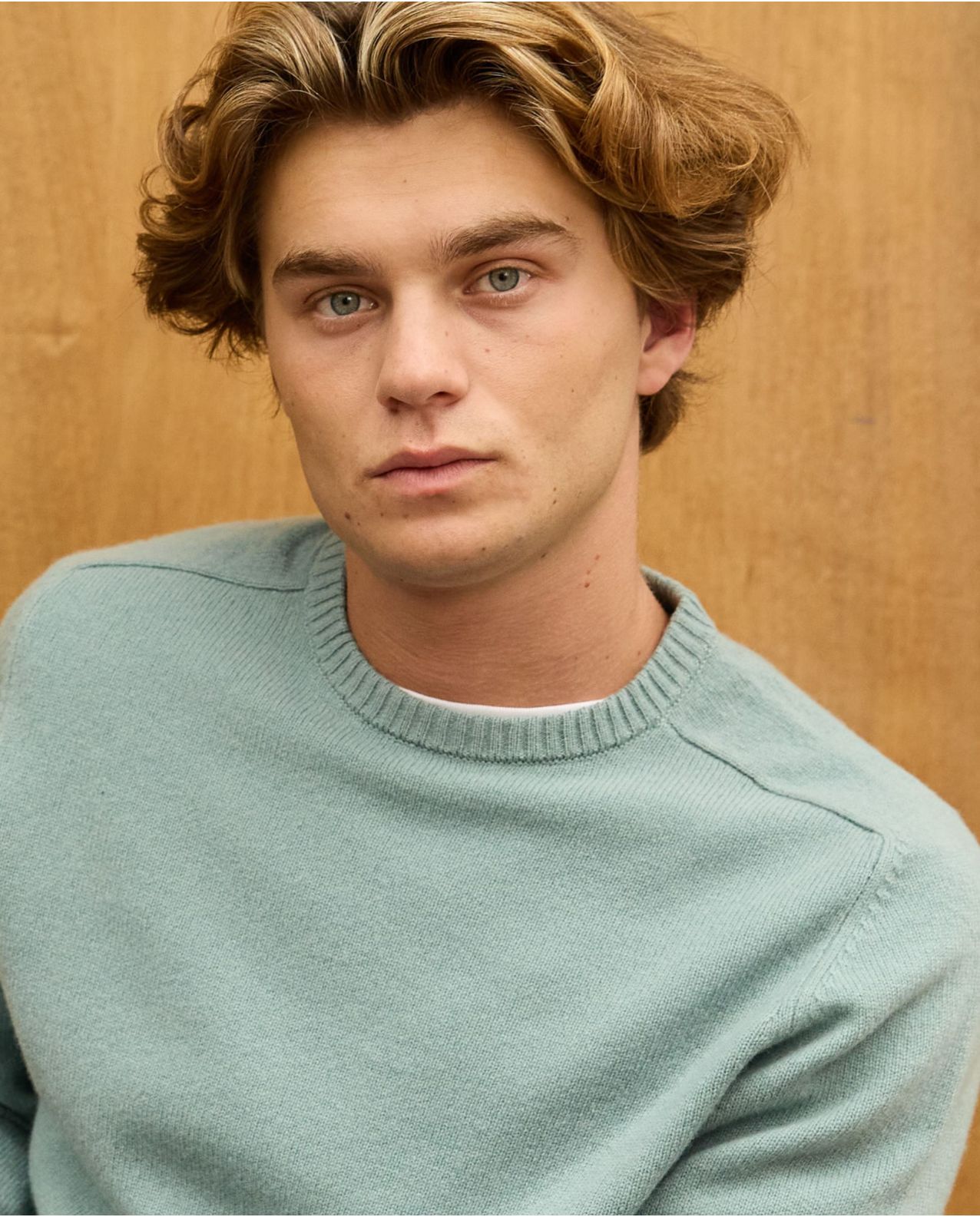 Pull col rond vert d'eau 100% lambswool