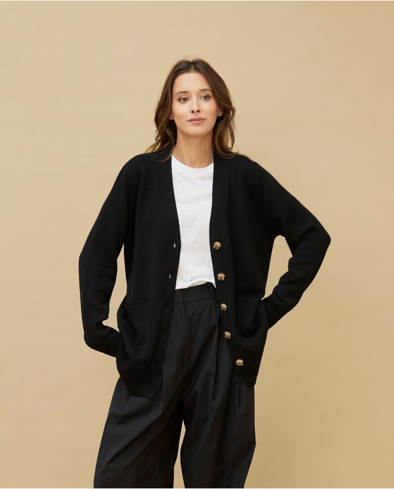 Cardigan V noir 100% cachemire 